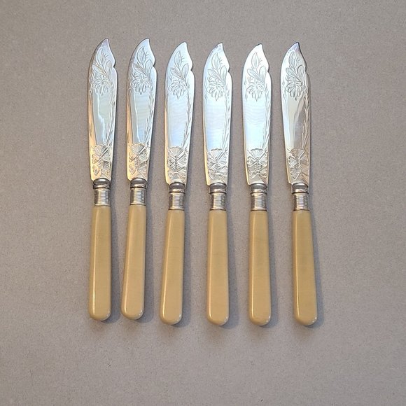 Silver Plated Fishbone Knife & Fork Set - Picture 9 of 10
